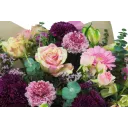 Kytice růžových květin